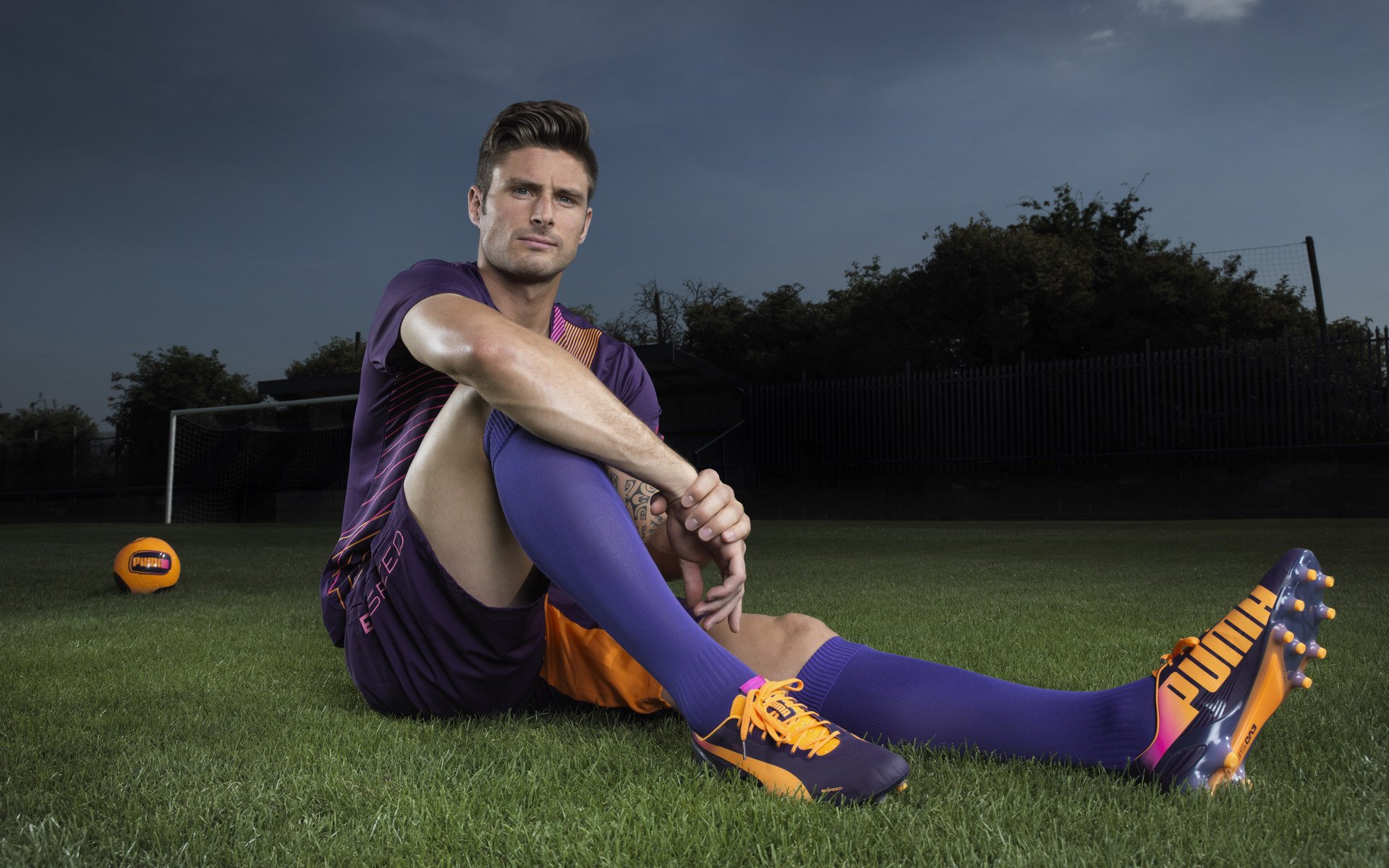 开云体育入口-克莱三记三分如手术刀肢解对手，步行者横扫背后是篮球哲学的胜利