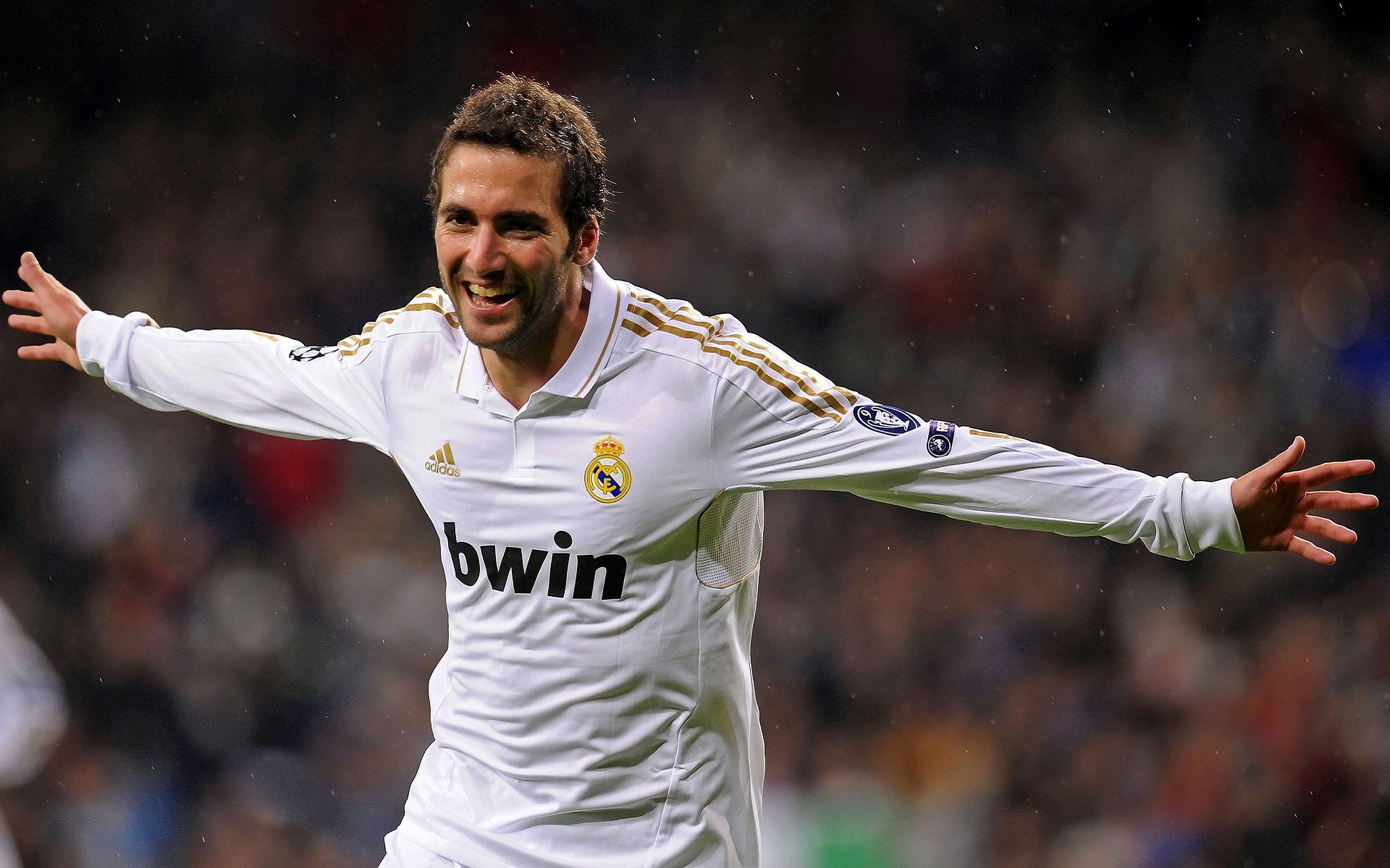 开云官网2026-莫德里奇存在感拉满，当阿尔及利亚节奏遇上秘鲁秘辛